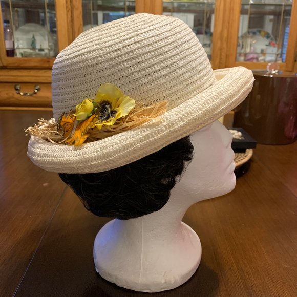 Hat - Picture 2 of 4